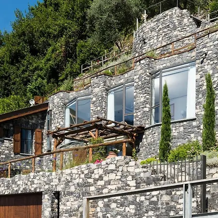 Ca' De Sass Near Argegno Вилла